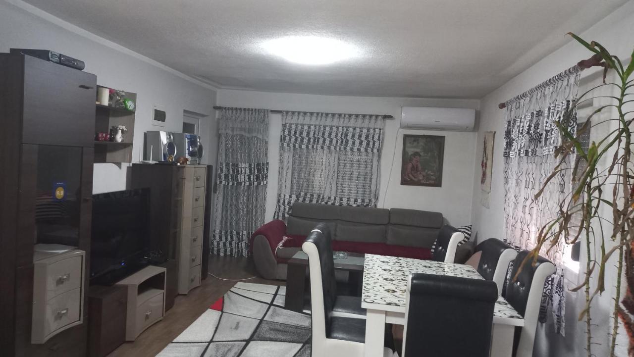 Apartmani ,,Bato,, Sjenica Luaran gambar