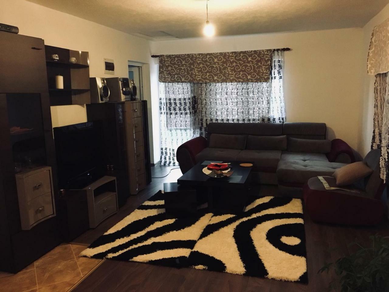 Apartmani ,,Bato,, Sjenica Luaran gambar